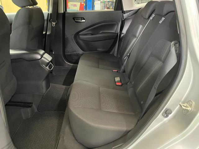 ノート Ｘ　メモリーナビ　障害物センサー　バックカメラ　ＥＴＣ　ブルートゥース　ＵＳＢ入力　衝突軽減ブレーキ　オートライト　スマートキー　横滑り防止　オートエアコン　電格・ウィンカーミラー　純正セキュリティ　禁煙（19枚目）