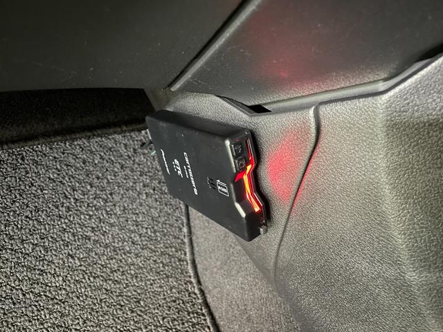 ノート Ｘ　メモリーナビ　障害物センサー　バックカメラ　ＥＴＣ　ブルートゥース　ＵＳＢ入力　衝突軽減ブレーキ　オートライト　スマートキー　横滑り防止　オートエアコン　電格・ウィンカーミラー　純正セキュリティ　禁煙（38枚目）