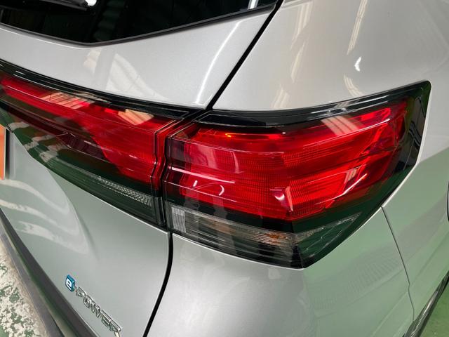 ノート Ｘ　メモリーナビ　障害物センサー　バックカメラ　ＥＴＣ　ブルートゥース　ＵＳＢ入力　衝突軽減ブレーキ　オートライト　スマートキー　横滑り防止　オートエアコン　電格・ウィンカーミラー　純正セキュリティ　禁煙（68枚目）