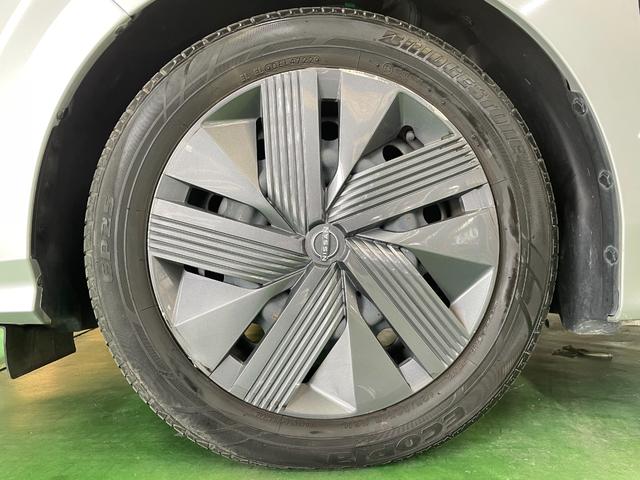 ノート Ｘ　メモリーナビ　障害物センサー　バックカメラ　ＥＴＣ　ブルートゥース　ＵＳＢ入力　衝突軽減ブレーキ　オートライト　スマートキー　横滑り防止　オートエアコン　電格・ウィンカーミラー　純正セキュリティ　禁煙（69枚目）