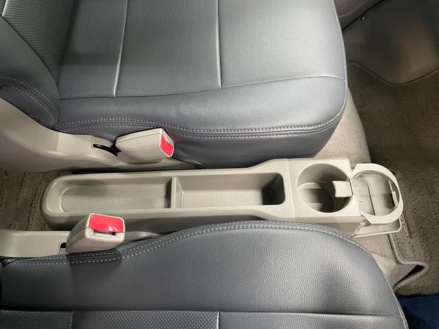 エブリイワゴン ＰＺターボ　左電動スライドドア　ディスプレイオーディオ　バックカメラ　ＥＴＣ　ブルートゥース　ＵＳＢ入力　ＨＩＤヘッド　フォグランプ　キーレスエントリー　シートヒーター　純正エアロ・１３ＡＷ　オートエアコン　禁煙（38枚目）