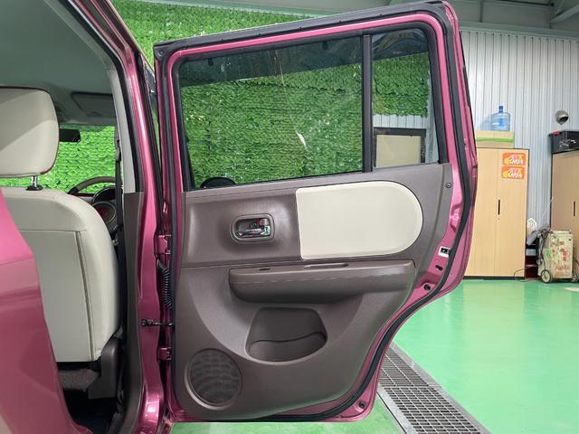 アルトラパンショコラ Ｘ　メモリーナビ　地デジＴＶ　ＣＤプレイヤー　オートライト　ＨＩＤヘッド　スマートキー　レザーシート　１４インチアルミ　オートエアコン　電格ミラー　純正セキュリティ　本革ステアリング　Ｗエアバッグ　禁煙車（60枚目）