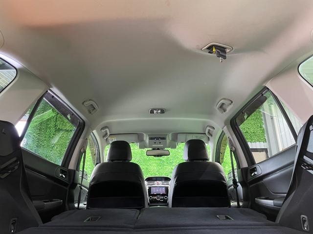 レヴォーグ １．６ＧＴ－Ｓアイサイト　メモリーナビ　フルセグＴＶ　ドラレコ　バックカメラ　ＥＴＣ　ブルートゥース　ＵＳＢ入力　レーダークルーズ　ＬＥＤヘッド　オートライト・ハイビーム　本革・パワーシート　シートヒーター　純正１８ＡＷ　禁煙（24枚目）