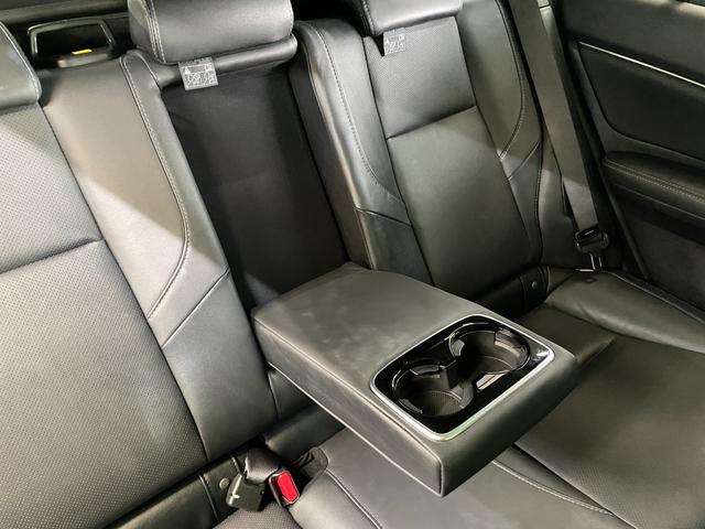 レヴォーグ １．６ＧＴ－Ｓアイサイト　メモリーナビ　フルセグＴＶ　ドラレコ　バックカメラ　ＥＴＣ　ブルートゥース　ＵＳＢ入力　レーダークルーズ　ＬＥＤヘッド　オートライト・ハイビーム　本革・パワーシート　シートヒーター　純正１８ＡＷ　禁煙（52枚目）