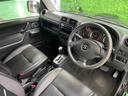 クロスアドベンチャーＸＣ　パートタイム４ＷＤ　ターボチャージャー　ＦＭ／ＡＭラジオ　ＣＤ再生可　フォグランプ　キーレスエントリー　ハーフレザーシート　シートヒータ　純１６アルミ　電格ミラー　Ａ／Ｃ　本革ステア　禁煙　１オーナー（13枚目）