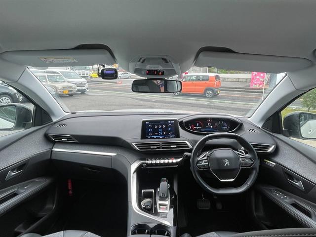 ３００８ ブルーＨＤｉ　クリーンエディション　ユーザー買取車　純正ナビ　Ｒカメラ　ハーフレザーシート（13枚目）