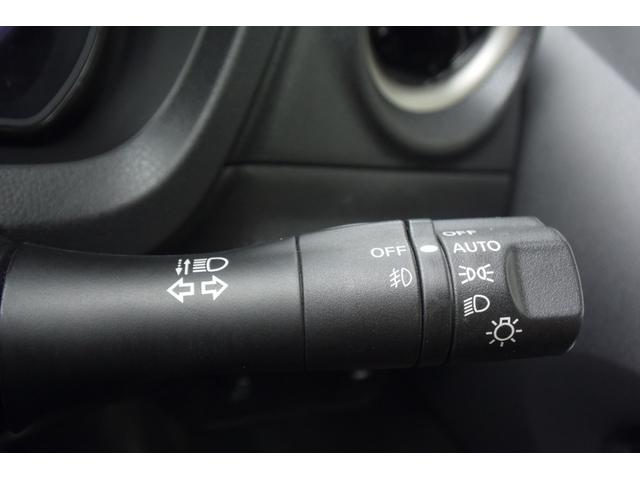 ノート アクシス　Ｖセレクション＋セーフティ　オーテック特別仕様・黒革シート・Ｐスターター・インテリジェントキー・ＬＥＤオートライト・ＥＴＣ・レーンキーピング・Ａストップ・レーダーブレーキサポート・Ｂｌｕｅｔｏｏｔｈ・オーテック専用１５インチ・（6枚目）