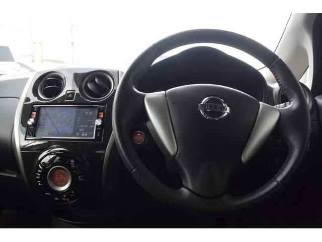 ノート アクシス　Ｖセレクション＋セーフティ　オーテック特別仕様・黒革シート・Ｐスターター・インテリジェントキー・ＬＥＤオートライト・ＥＴＣ・レーンキーピング・Ａストップ・レーダーブレーキサポート・Ｂｌｕｅｔｏｏｔｈ・オーテック専用１５インチ・（9枚目）