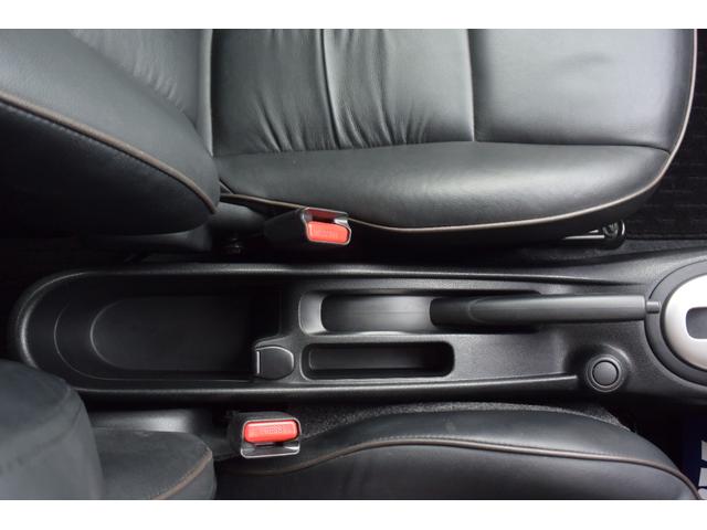 ノート アクシス　Ｖセレクション＋セーフティ　オーテック特別仕様・黒革シート・Ｐスターター・インテリジェントキー・ＬＥＤオートライト・ＥＴＣ・レーンキーピング・Ａストップ・レーダーブレーキサポート・Ｂｌｕｅｔｏｏｔｈ・オーテック専用１５インチ・（15枚目）