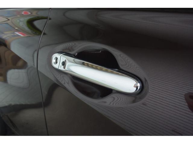 ノート アクシス　Ｖセレクション＋セーフティ　オーテック特別仕様・黒革シート・Ｐスターター・インテリジェントキー・ＬＥＤオートライト・ＥＴＣ・レーンキーピング・Ａストップ・レーダーブレーキサポート・Ｂｌｕｅｔｏｏｔｈ・オーテック専用１５インチ・（23枚目）