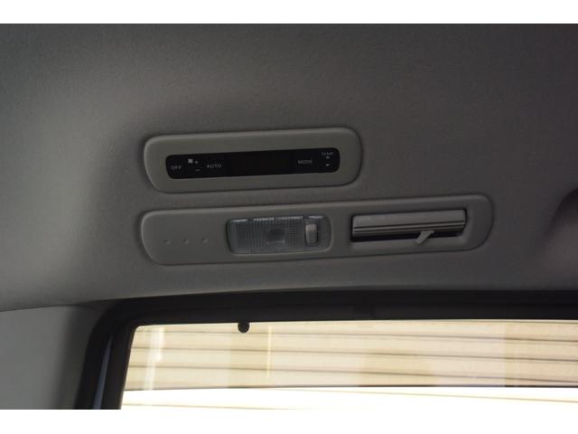 セレナ ハイウェイスター Vセレ+セーフティ SHV Aセフ 特別仕様車・ハイブリッド車・Pスターター・インテリジェントキー・純正8インチナビ・両パワ・Aスト・Bluetooth・アラウンドビューモニター・レーンキーピング・レーダーブレーキ・クルコン・(22枚目)