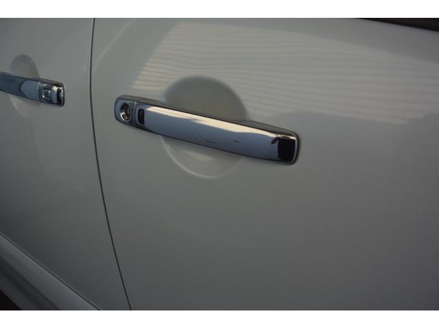 セレナ ハイウェイスター Vセレ+セーフティ SHV Aセフ 特別仕様車・ハイブリッド車・Pスターター・インテリジェントキー・純正8インチナビ・両パワ・Aスト・Bluetooth・アラウンドビューモニター・レーンキーピング・レーダーブレーキ・クルコン・(32枚目)