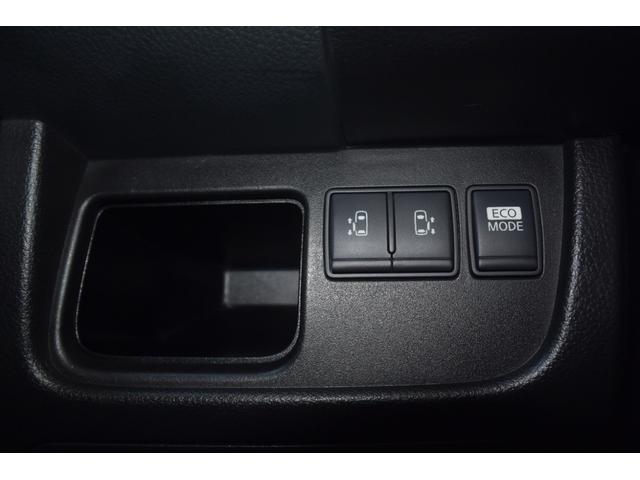 セレナ ライダー　ブラックライン　特別仕様車・両側パワスラ・クルコン・純正７インチナビ・Ｐスターター・インテリジェントキー・革巻きステアリング・１０．２インチフリップダウンモニター・Ｂｌｕｅｔｏｏｔｈ・ビルトインＥＴＣ・Ａストップ・（4枚目）