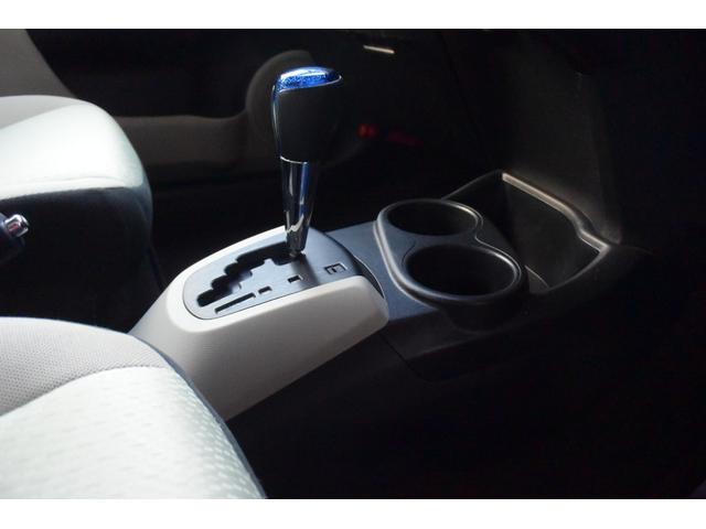 アクア Ｓ　ユーザー様仕入・ハイブリッド車・ヘッドライトウォッシャー・運転席助手席シートヒーター・Ｐスターター・スマートキー・純正メモリーナビ・ＬＥＤライト・社外１５インチ・カラーレーンガイド付きＢモニター（4枚目）