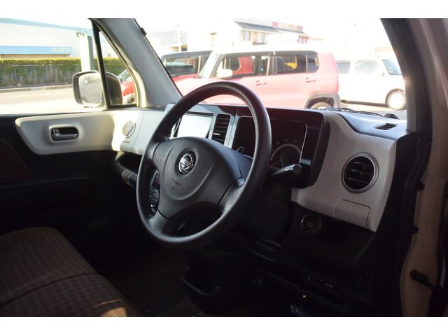 モコ Ｘ　Ｐスターター・禁煙車・フルオートＡＣ・ベンチシート・純正７インチＳＤナビ・フルセグ・Ｂｌｕｅｔｏｏｔｈ・電格ミラー・インテリジェントキー・ミラーウインカー・ＤＶＤ再生可・ブレーキアシスト（5枚目）