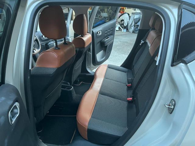 Ｃ３ シャイン　デビューエディション　ディーラー車　コントラストルーフ　スマートキー　プッシュスタート　テップレザーファブリックコンビシート　ディスプレイオーディオ　バックカメラ　ＥＴＣ（23枚目）