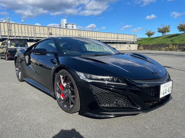 ＮＳＸ ベースグレード　カーボンセラミックブレーキローター　セミアニリンレザーアルカンターラ　パワーシート　アルカンターラルーフ　ｂｌｕｅｔｏｏｔｈ　フルセグナビ　バックカメラ（2枚目）