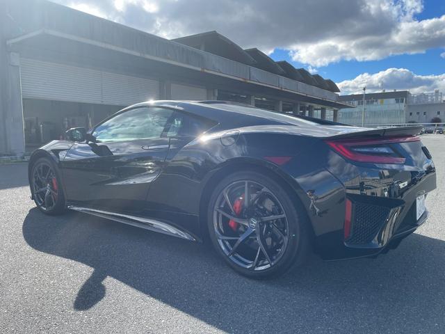 ＮＳＸ ベースグレード　カーボンセラミックブレーキローター　セミアニリンレザーアルカンターラ　パワーシート　アルカンターラルーフ　ｂｌｕｅｔｏｏｔｈ　フルセグナビ　バックカメラ（9枚目）