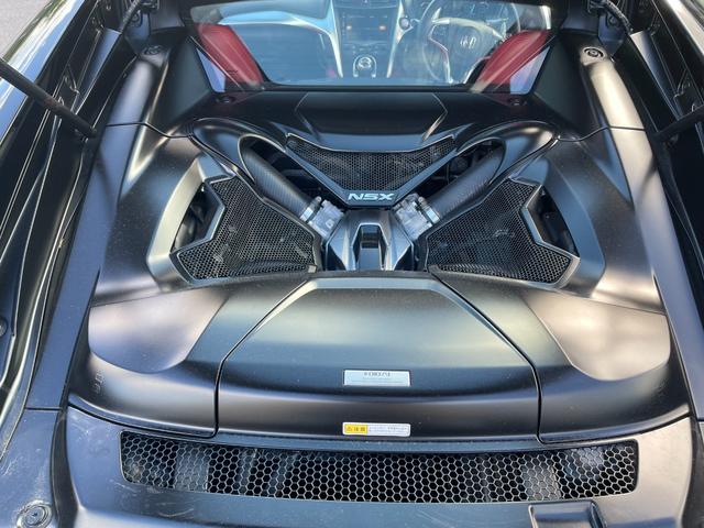 ＮＳＸ ベースグレード　カーボンセラミックブレーキローター　セミアニリンレザーアルカンターラ　パワーシート　アルカンターラルーフ　ｂｌｕｅｔｏｏｔｈ　フルセグナビ　バックカメラ（16枚目）