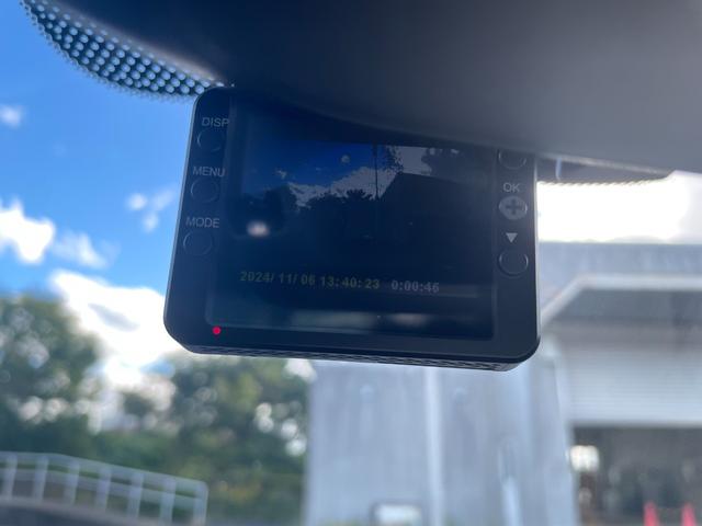 ＮＳＸ ベースグレード　カーボンセラミックブレーキローター　セミアニリンレザーアルカンターラ　パワーシート　アルカンターラルーフ　ｂｌｕｅｔｏｏｔｈ　フルセグナビ　バックカメラ（27枚目）