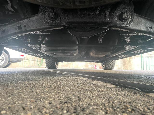 エクスペディション リミテッド　４ＷＤ　新車並行車　１ナンバー　パワーテールゲート　２０インチアルミホイール　マッドタイヤ　ランニングボード　ＬＥＤフォグ　３列シート　バックカメラ　ＥＴＣ（14枚目）