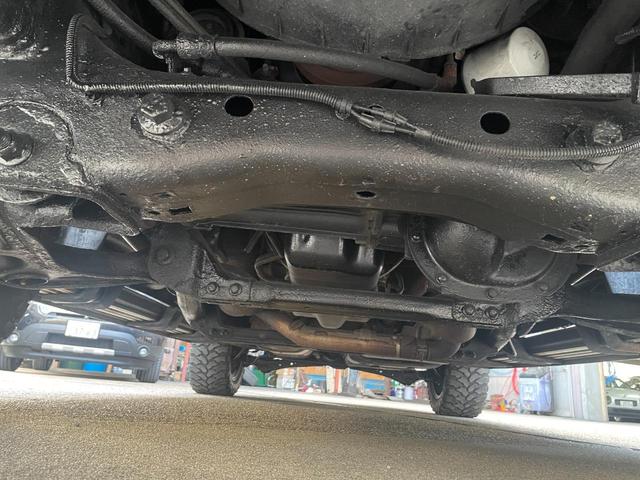 エクスペディション リミテッド　４ＷＤ　新車並行車　１ナンバー　パワーテールゲート　２０インチアルミホイール　マッドタイヤ　ランニングボード　ＬＥＤフォグ　３列シート　バックカメラ　ＥＴＣ（15枚目）