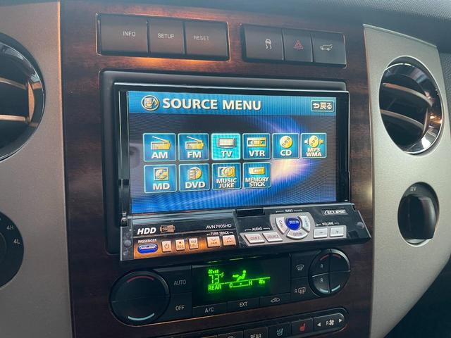 エクスペディション リミテッド　４ＷＤ　新車並行車　１ナンバー　パワーテールゲート　２０インチアルミホイール　マッドタイヤ　ランニングボード　ＬＥＤフォグ　３列シート　バックカメラ　ＥＴＣ（24枚目）