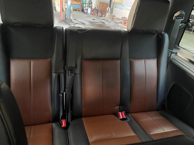 エクスペディション リミテッド　４ＷＤ　新車並行車　１ナンバー　パワーテールゲート　２０インチアルミホイール　マッドタイヤ　ランニングボード　ＬＥＤフォグ　３列シート　バックカメラ　ＥＴＣ（32枚目）
