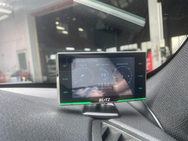 Ｘ５ ｘＤｒｉｖｅ　３５ｄ　Ｍスポーツ　黒本革シート　パノラマサンルーフ　２０インチアルミホイール　クルーズコントロール　純正ナビ　ｂｌｕｅｔｏｏｔｈ　フルセグＴＶ／ＤＶＤ　３６０全方位カメラ　シートヒーター　パワーシート　パワーバックドア（25枚目）