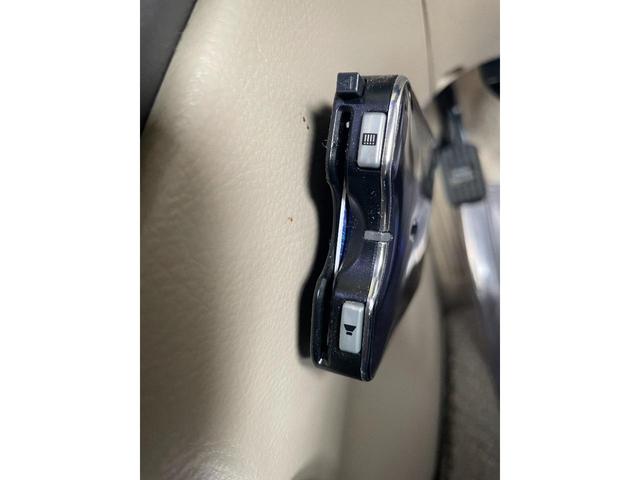 アルファードＧ ＭＺ　ワンオーナー　禁煙車　両側パワースライドドア　１０インチパナソニックディスプレイオーディオ　ＢｌｕｅｔｏｏｔｈＳＤナビ、ナビ連動前後ドライブレコーダー　ＥＴＣ　フロント／バックカメラ　ＧＰＳレーダー（24枚目）