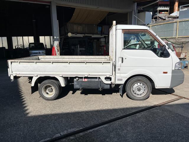 バネットトラック スーパーローＤＸ　低床　リアＷタイヤ　低床　令和７年４月１５．３万キロ当工場でタイミングベルト交換　エアコン修理済　令和７年１０月セルモーター交換（3枚目）