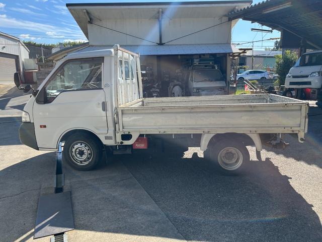 バネットトラック スーパーローＤＸ　低床　リアＷタイヤ　低床　令和７年４月１５．３万キロ当工場でタイミングベルト交換　エアコン修理済　令和７年１０月セルモーター交換（7枚目）