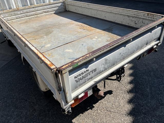 バネットトラック スーパーローＤＸ　低床　リアＷタイヤ　低床　令和７年４月１５．３万キロ当工場でタイミングベルト交換　エアコン修理済　令和７年１０月セルモーター交換（10枚目）