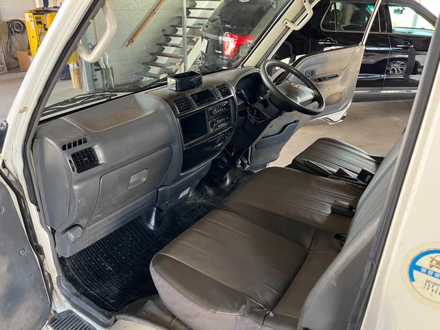 バネットトラック スーパーローＤＸ　低床　リアＷタイヤ　低床　令和７年４月１５．３万キロ当工場でタイミングベルト交換　エアコン修理済　令和７年１０月セルモーター交換（22枚目）