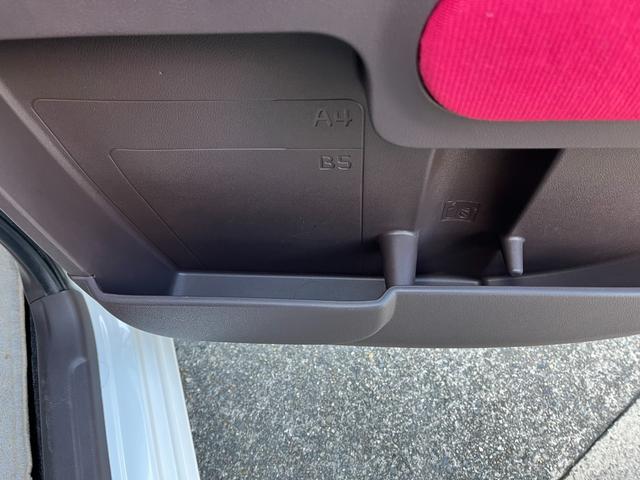 ポルテ Ｘ　パワースライドドア　フルセグテレビＢｌｕｅｔｏｏｔｈＳＤナビ　バックカメラ　ＥＴＣ　前後ドライブレコーダー　ＬＥＤヘッドライト　ＬＥＤフォグランプ（37枚目）