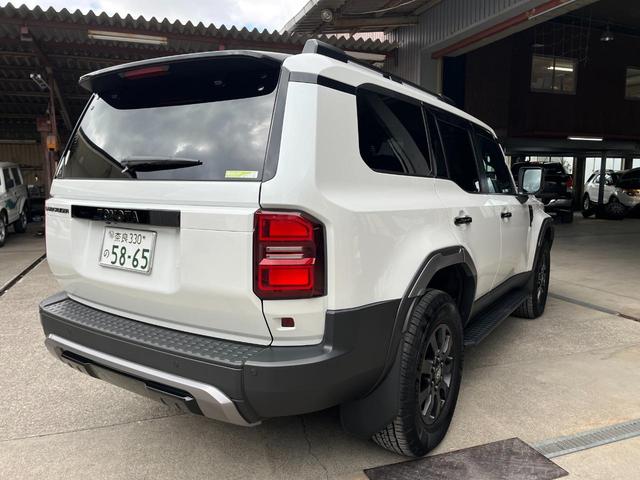 ランドクルーザー２５０ ＺＸファーストエディション　サンルーフ・革シート・モデリスタ・アラウンドビューモニター・ＴＶ・Ｂｌｕｅｔｏｏｔｈ・ＬＥＤヘッドライト・ＬＥＤフォグ・Ｐバックドア・クリアランスソナー・クルーズコントロール（7枚目）