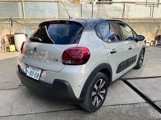 Ｃ３ シャイン　ディーラー車　コントラストルーフ　ＬＥＤヘッドライト　クルーズコントロール　Ｂｌｕｅｔｏｏｔｈ　ディスプレイオーディオ　フルセグＴＶ　バックカメラ　ＥＴＣ　スマートキー　プッシュスタート（7枚目）