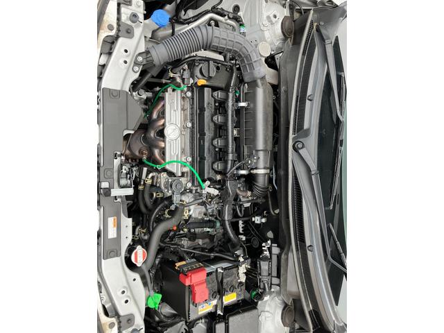 スイフト ＸＧ　３型　衝突軽減ブレーキ　シートヒーター　オートライト　プッシュスタート　シートヒーター　オートエアコン　スズキセーフティーサポート　衝突被害軽減システム　横滑り防止機能　衝突安全ボディ　盗難防止システム（61枚目）