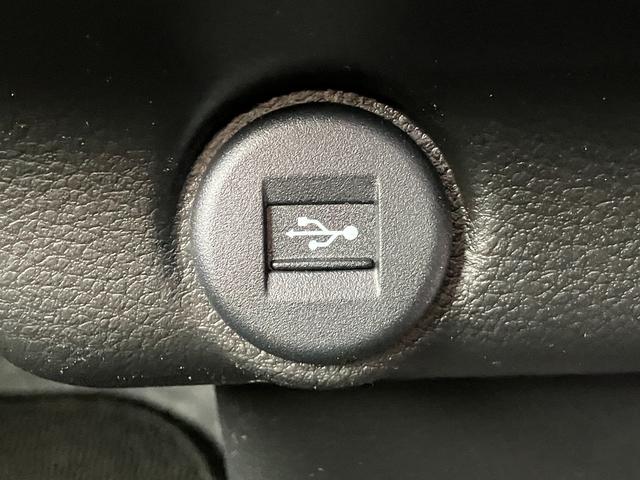 ハスラー ＨＹＢＲＩＤ　Ｘ　３型　全方位カメラ付きナビ　当社試乗車使用　バックカメラ　オートライト　Ｂｌｕｅｔｏｏｔｈ　純正ナビ　プッシュスタート　シートヒーター　オートエアコン　禁煙車　スズキセーフティーサポート　衝突被害軽減システム　アイドリングストップ（53枚目）