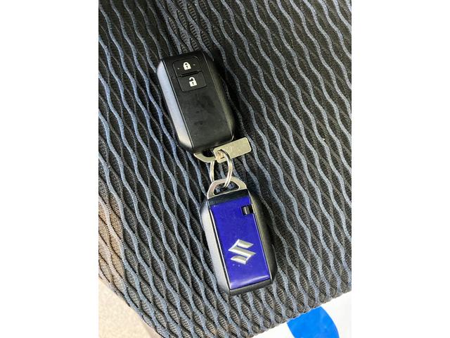 ハスラー Ｊスタイル　９インチナビ　衝突軽減ブレーキ付き　バックカメラ　オートライト　Ｂｌｕｅｔｏｏｔｈ　純正ナビ　プッシュスタート　シートヒーター　オートエアコン　スズキセーフティーサポート　衝突被害軽減システム　アイドリングストップ　横滑り防止機能（8枚目）