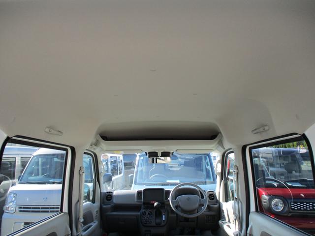 エブリイ ＪＯＩＮ　６型　プッシュスタート　全席パワーウインドウ　オートライト　スライドドア　プッシュスタート　シートヒーター　衝突被害軽減システム　アイドリングストップ　衝突安全ボディ　盗難防止システム（42枚目）