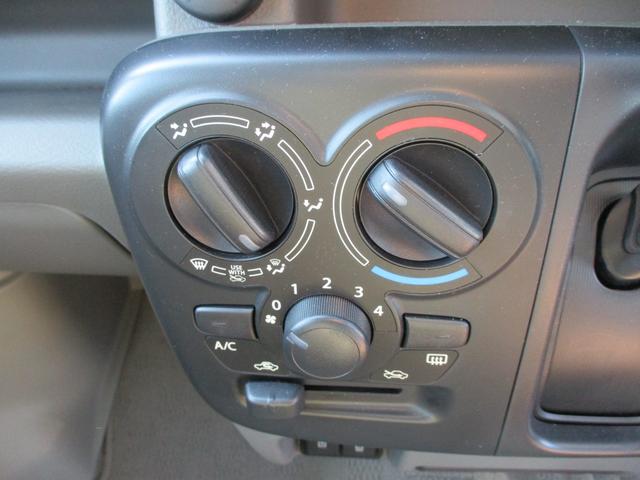 エブリイ ＪＯＩＮ　６型　プッシュスタート　全席パワーウインドウ　オートライト　スライドドア　プッシュスタート　シートヒーター　衝突被害軽減システム　アイドリングストップ　衝突安全ボディ　盗難防止システム（46枚目）