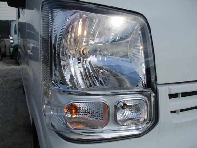 エブリイ ＰＡリミテッド　６型　４ＷＤ　前後ブレーキサポート　オートライト　スライドドア　スズキセーフティーサポート　４ＷＤ　アイドリングストップ　横滑り防止機能　衝突安全ボディ（28枚目）