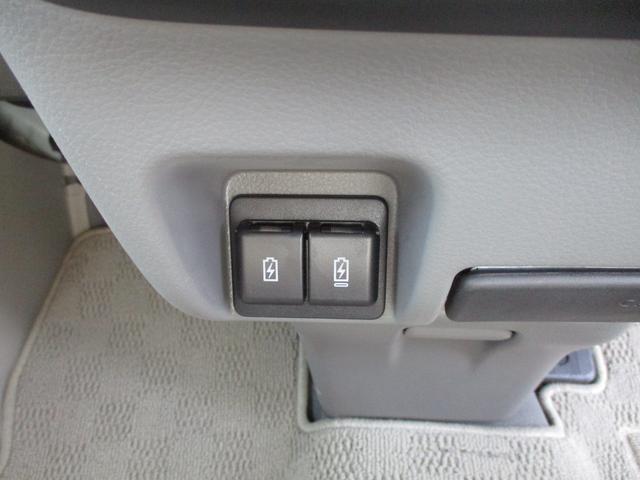 エブリイ ＰＡリミテッド　６型　４ＷＤ　前後ブレーキサポート　オートライト　スライドドア　スズキセーフティーサポート　４ＷＤ　アイドリングストップ　横滑り防止機能　衝突安全ボディ（48枚目）