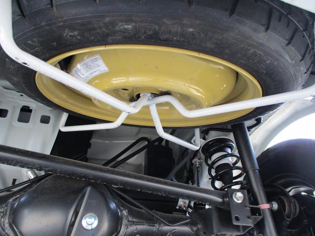 エブリイ ＰＡリミテッド　６型　４ＷＤ　前後ブレーキサポート　オートライト　スライドドア　スズキセーフティーサポート　４ＷＤ　アイドリングストップ　横滑り防止機能　衝突安全ボディ（63枚目）