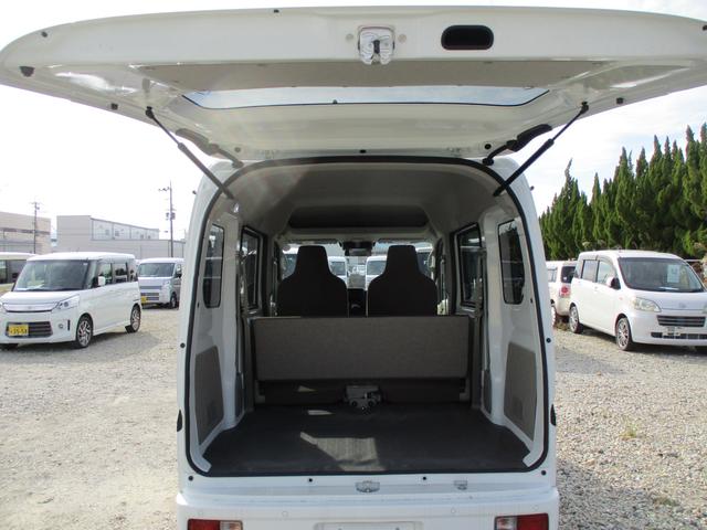 【車両状態証明書】とは…認定検査員が、内・外装、修復歴の有無を厳正にチェックし、車両状態を総合評価点１０段階で表示！