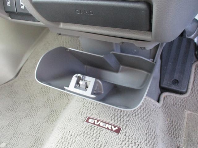 弊社の展示・試乗で使用していた綺麗で走行の少ない車両がたくさん！