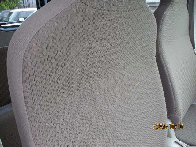 エブリイ ＰＡリミテッド　６型　　４ＷＤ　キーレス　パワーウインドウ　オートライト　スライドドア　４ＷＤ　衝突被害軽減システム　アイドリングストップ　衝突安全ボディ（4枚目）