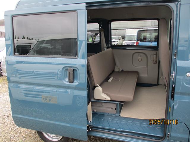 エブリイ ＰＡリミテッド　６型　　４ＷＤ　キーレス　パワーウインドウ　オートライト　スライドドア　４ＷＤ　衝突被害軽減システム　アイドリングストップ　衝突安全ボディ（15枚目）