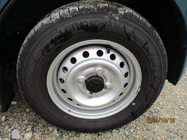 エブリイ ＰＡリミテッド　６型　　４ＷＤ　キーレス　パワーウインドウ　オートライト　スライドドア　４ＷＤ　衝突被害軽減システム　アイドリングストップ　衝突安全ボディ（18枚目）